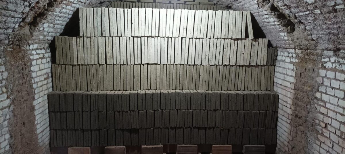 Bodenfliesen, Bodenplatten, Antike, Fliesen, ton, Platten, handgemachte, Karsten Blättermann, Barockfußboden, lehm, weiss, rot, gelb, braun